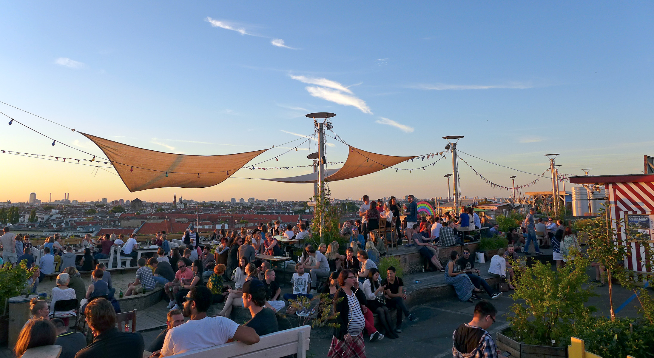Laue Sommernächte in Berlin – Rauf auf den Klunkerkranich!
