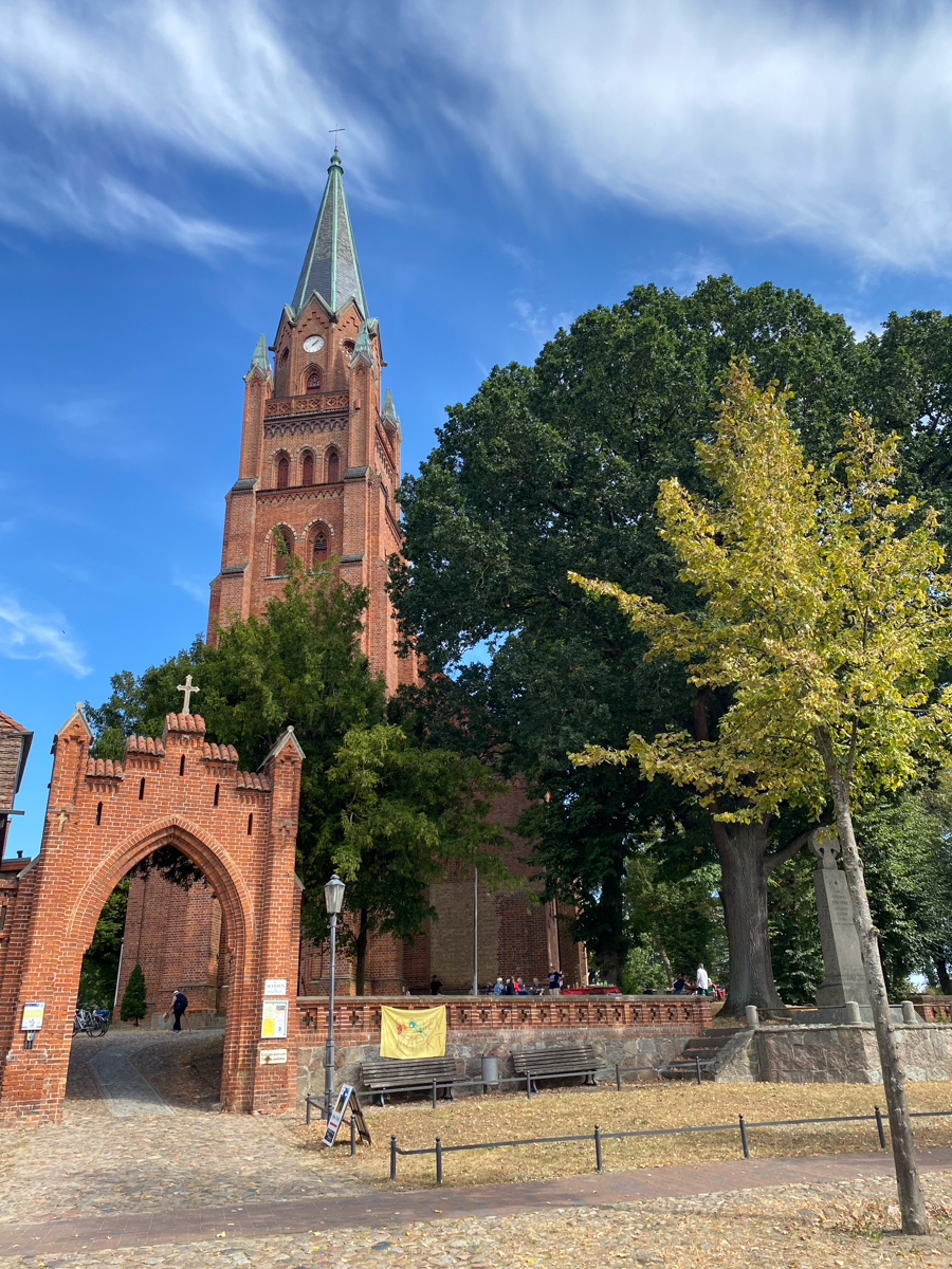 Kirche_Roebel